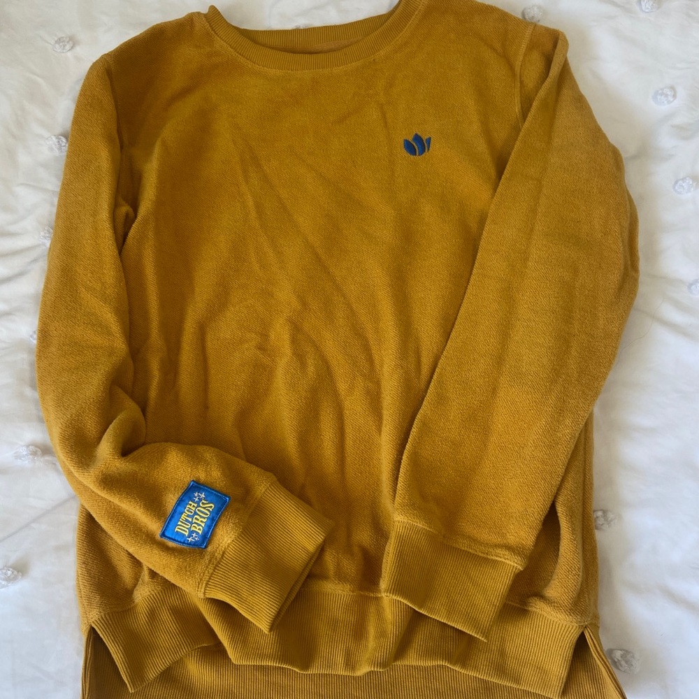 Dutch Bros crewneck
